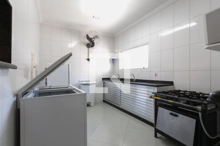 Casa para alugar com 108m², 2 quartos e 4 vagas Casa para alugar com 108m², 2 quartos e 4 vagasÁrea comum