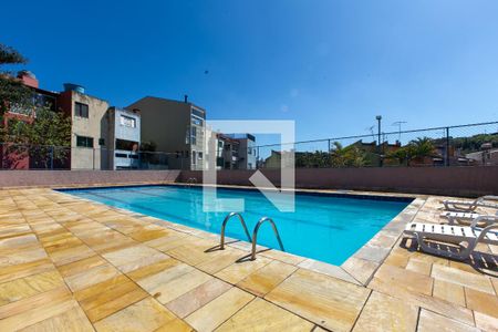 Casa para alugar com 108m², 2 quartos e 4 vagas Casa para alugar com 108m², 2 quartos e 4 vagasÁrea comum - Piscina