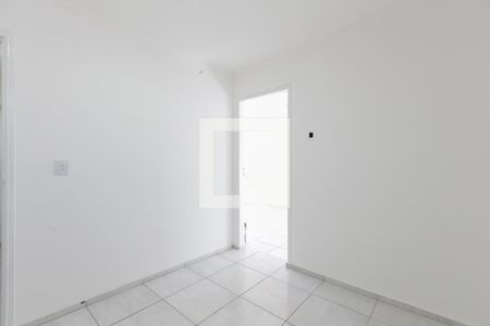 Casa para alugar com 108m², 2 quartos e 4 vagas Casa para alugar com 108m², 2 quartos e 4 vagasCloset / Quarto 2