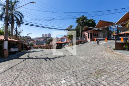 Casa para alugar com 108m², 2 quartos e 4 vagas Casa para alugar com 108m², 2 quartos e 4 vagasÁrea comum