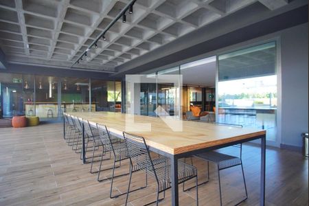 Apartamento à venda com 71m², 2 quartos e 1 vagaÁrea comum