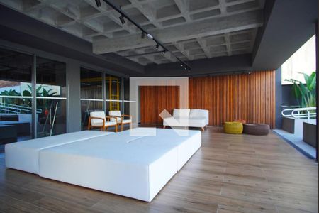 Apartamento à venda com 71m², 2 quartos e 1 vagaÁrea comum