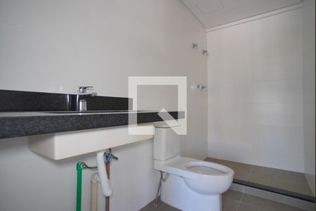Banheiro Corredor de apartamento à venda com 1 quarto, 43m² em Independência, Porto Alegre