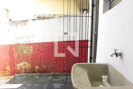 Casa para alugar com 20m², 1 quarto e sem vagaÁrea de Serviço