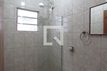 Banheiro de casa para alugar com 1 quarto, 20m² em Ferreira, São Paulo