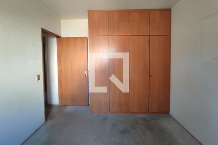 Apartamento à venda com 208m², 4 quartos e 2 vagasBanheiro Suíte 3