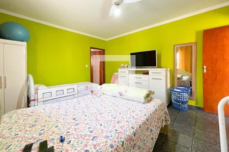 Casa à venda com 350m², 6 quartos e 4 vagasSuíte - Casa 3