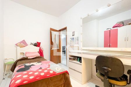 Casa à venda com 350m², 6 quartos e 4 vagasQuarto 1 - Casa 2