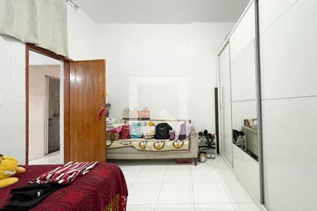 Casa à venda com 350m², 6 quartos e 4 vagasQuarto 2 - Casa 2