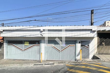 Casa à venda com 350m², 6 quartos e 4 vagasFachada