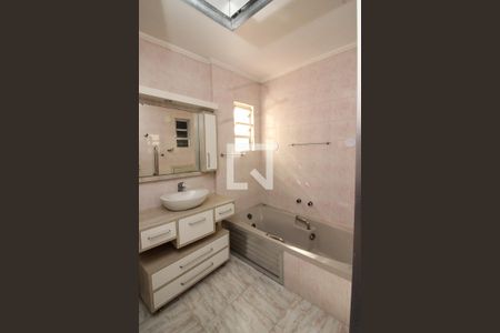 Apartamento à venda com 140m², 3 quartos e sem vagaBanheiro