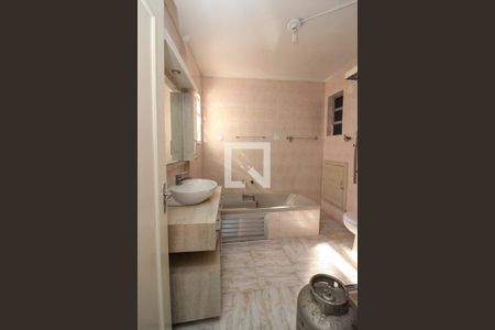 Apartamento à venda com 140m², 3 quartos e sem vagaBanheiro