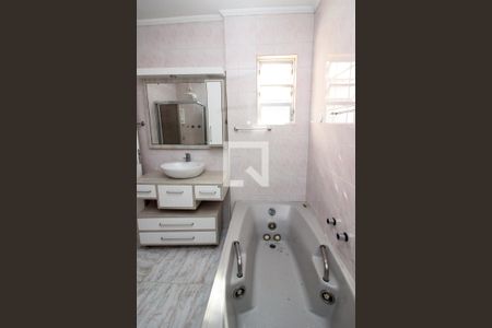 Apartamento à venda com 140m², 3 quartos e sem vagaBanheiro