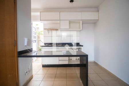 Apartamento para alugar com 65m², 2 quartos e 1 vaga Apartamento para alugar com 65m², 2 quartos e 1 vagaCozinha