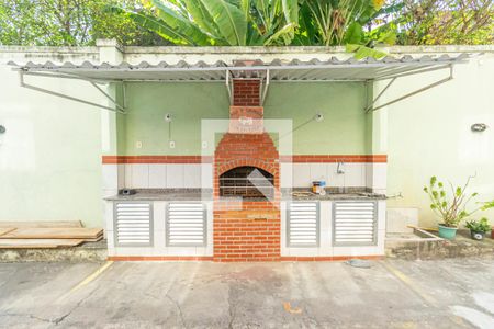 Apartamento à venda com 72m², 2 quartos e 1 vagaÁrea comum