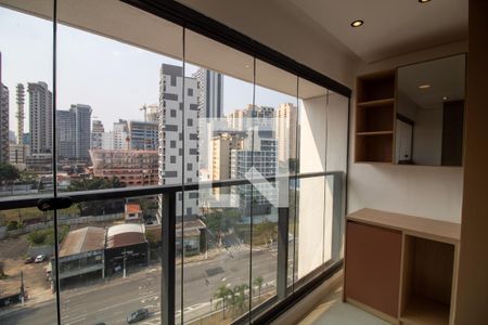 Varanda de kitnet/studio para alugar com 1 quarto, 37m² em Jardim das Acácias, São Paulo