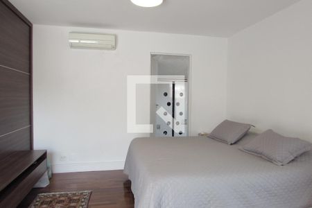 Casa à venda com 425m², 4 quartos e 4 vagasQuarto 3