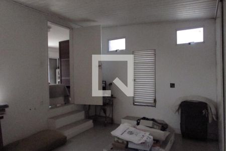 Casa à venda com 425m², 4 quartos e 4 vagasQuarto de Serviço