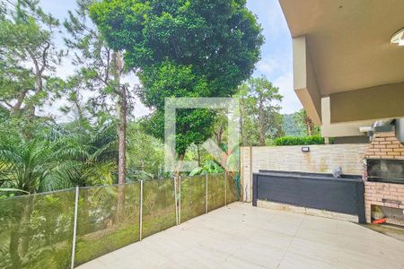 Apartamento para alugar com 144m², 3 quartos e 2 vagas Apartamento para alugar com 144m², 3 quartos e 2 vagasVaranda