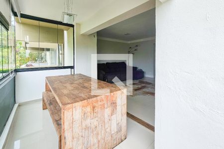 Apartamento para alugar com 144m², 3 quartos e 2 vagas Apartamento para alugar com 144m², 3 quartos e 2 vagasvaranda