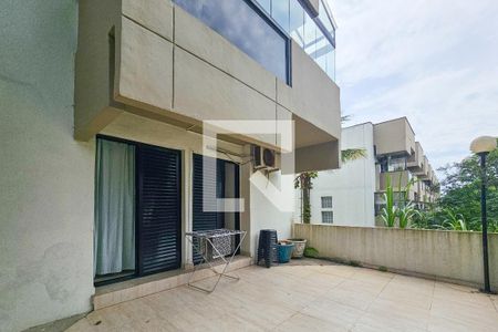 Apartamento para alugar com 144m², 3 quartos e 2 vagas Apartamento para alugar com 144m², 3 quartos e 2 vagasVaranda