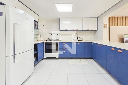 Apartamento para alugar com 144m², 3 quartos e 2 vagas Apartamento para alugar com 144m², 3 quartos e 2 vagasCozinha