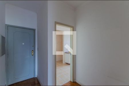 Apartamento à venda com 106m², 2 quartos e 1 vaga Apartamento à venda com 106m², 2 quartos e 1 vagaHall de entrada