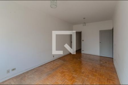 Apartamento à venda com 106m², 2 quartos e 1 vaga Apartamento à venda com 106m², 2 quartos e 1 vagaSala