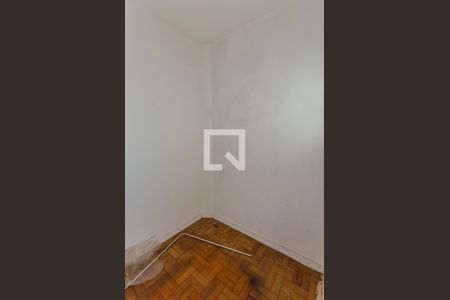 Apartamento à venda com 106m², 2 quartos e 1 vaga Apartamento à venda com 106m², 2 quartos e 1 vagaQuarto de Serviço