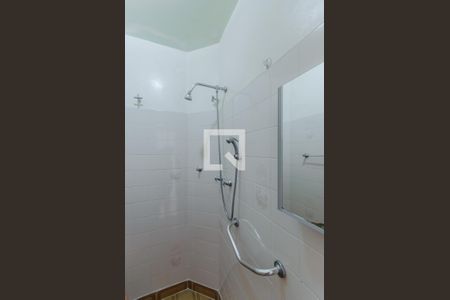 Apartamento à venda com 106m², 2 quartos e 1 vaga Apartamento à venda com 106m², 2 quartos e 1 vagaBanheiro de serviço