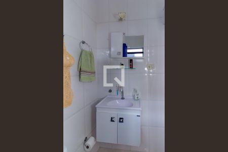 Casa à venda com 145m², 3 quartos e 3 vagasBanheiro 2