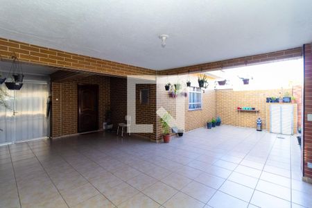 Casa à venda com 145m², 3 quartos e 3 vagasGaragem
