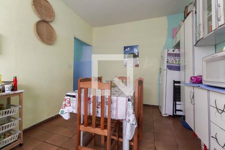 Casa à venda com 99m², 2 quartos e 1 vaga Casa à venda com 99m², 2 quartos e 1 vagaCozinha