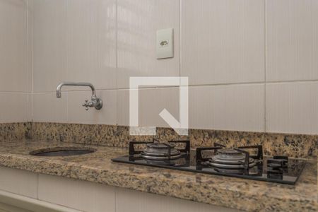 Cozinha de apartamento para alugar com 1 quarto, 29m² em Floresta, Porto Alegre