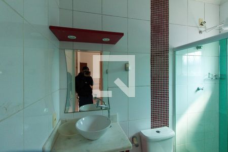 Casa à venda com 125m², 2 quartos e 5 vagas Casa à venda com 125m², 2 quartos e 5 vagasBanheiro da Suíte 2