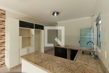 Casa à venda com 125m², 2 quartos e 5 vagas Casa à venda com 125m², 2 quartos e 5 vagasCozinha