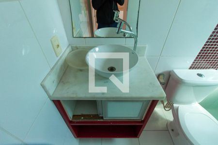 Casa à venda com 125m², 2 quartos e 5 vagas Casa à venda com 125m², 2 quartos e 5 vagasBanheiro da Suíte 2