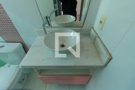 Casa à venda com 125m², 2 quartos e 5 vagas Casa à venda com 125m², 2 quartos e 5 vagasBanheiro da Suíte