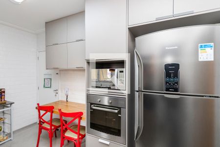 Apartamento à venda com 127m², 3 quartos e 2 vagas Apartamento à venda com 127m², 3 quartos e 2 vagasCozinha