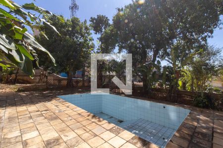 Casa à venda com 208m², 3 quartos e 6 vagasÁrea Externa