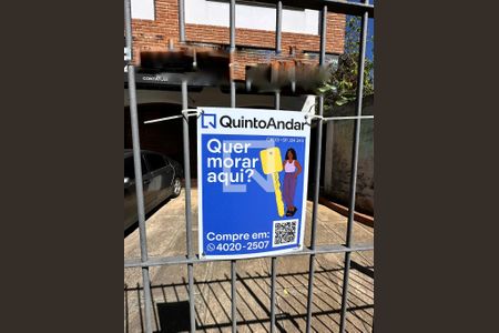 Casa à venda com 208m², 3 quartos e 6 vagasPlaca