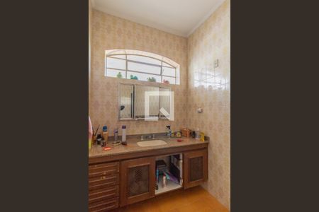 Casa à venda com 208m², 3 quartos e 6 vagasBanheiro