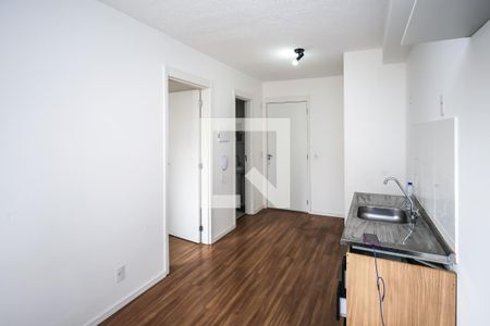 Cozinha de kitnet/studio à venda com 1 quarto, 24m² em Jardim Santa Emília, São Paulo