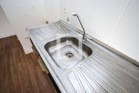 Cozinha de kitnet/studio à venda com 1 quarto, 24m² em Jardim Santa Emília, São Paulo