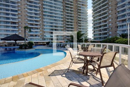 Apartamento para alugar com 70m², 2 quartos e 1 vaga Apartamento para alugar com 70m², 2 quartos e 1 vagaÁrea comum - Piscina