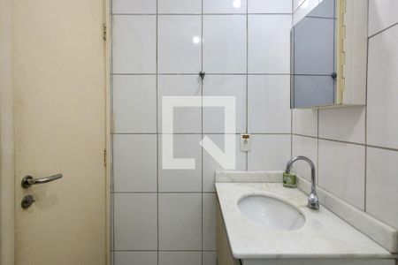 Apartamento para alugar com 70m², 2 quartos e 1 vaga Apartamento para alugar com 70m², 2 quartos e 1 vagaBanheiro