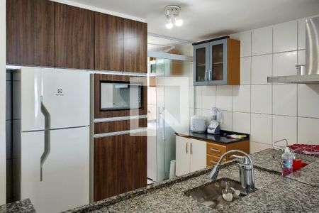 Apartamento para alugar com 70m², 2 quartos e 1 vaga Apartamento para alugar com 70m², 2 quartos e 1 vagaCozinha