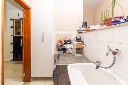 Casa de condomínio à venda com 200m², 3 quartos e 4 vagasÁrea de Serviço