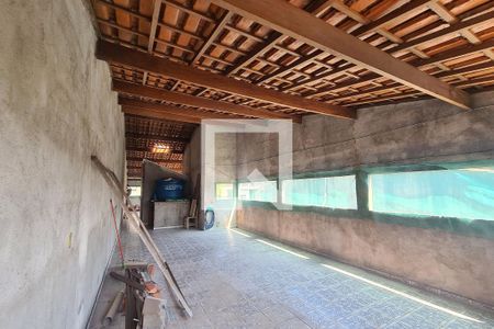 Casa à venda com 250m², 4 quartos e 2 vagas Casa à venda com 250m², 4 quartos e 2 vagasSalão de Festas