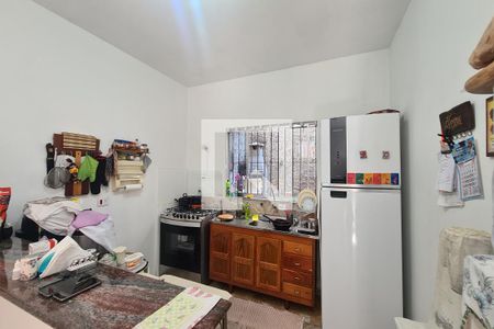 Casa à venda com 250m², 4 quartos e 2 vagas Casa à venda com 250m², 4 quartos e 2 vagasCozinha